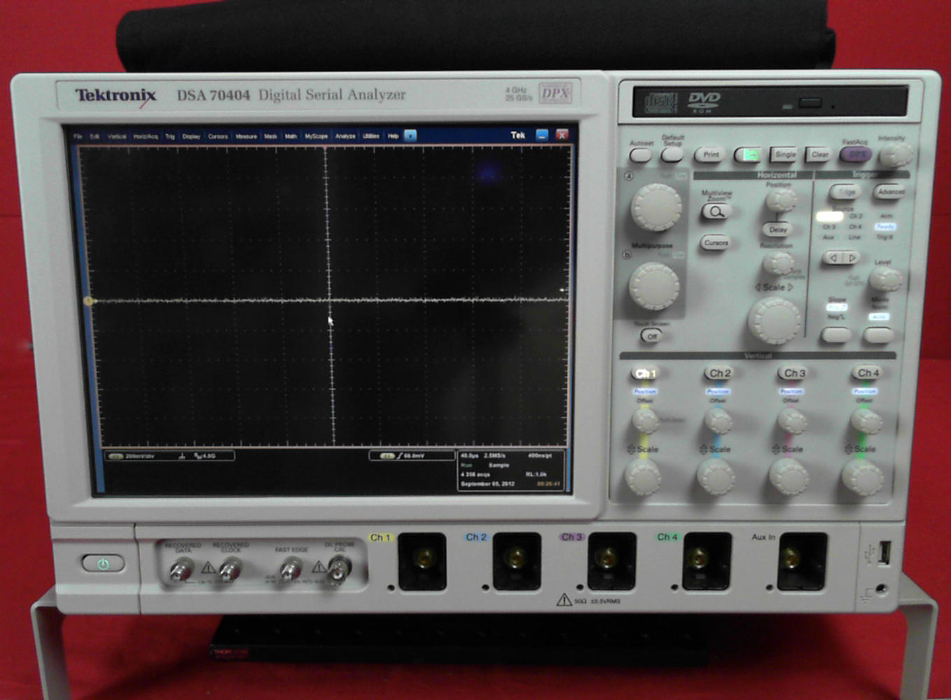 Осциллограф Tektronix DSA70000